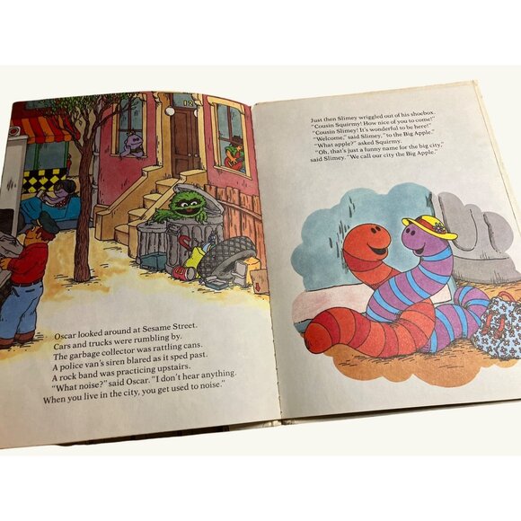 Sesame Street Muppets The City Worm And The Country Worm Book By Linda Hayward - Picture 7 of 11